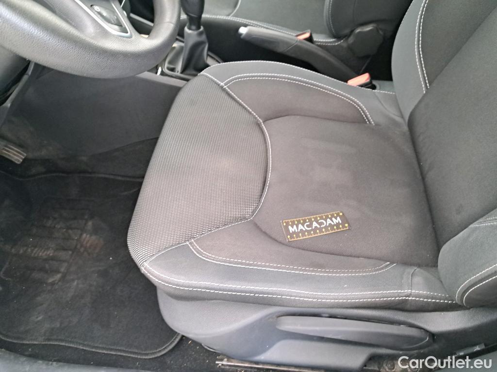  Renault  Clio  IV Air MediaNav 1.5 dCi 75CV BVM5 E6 #19