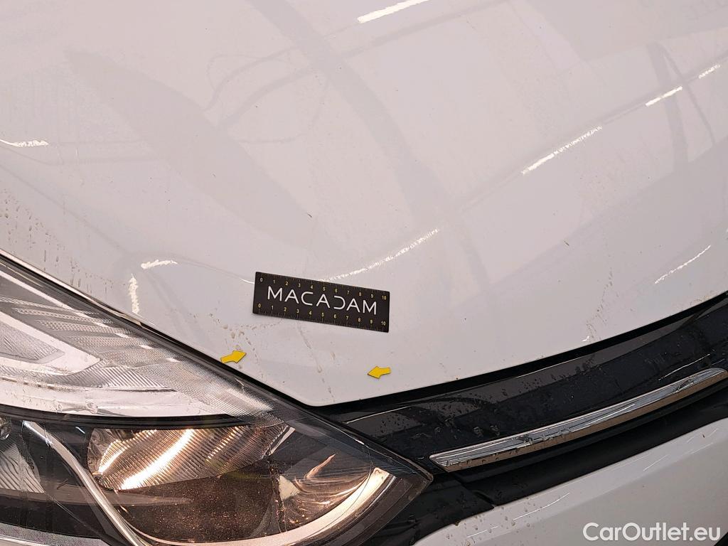  Renault  Clio  IV Air MediaNav 1.5 dCi 75CV BVM5 E6 #2