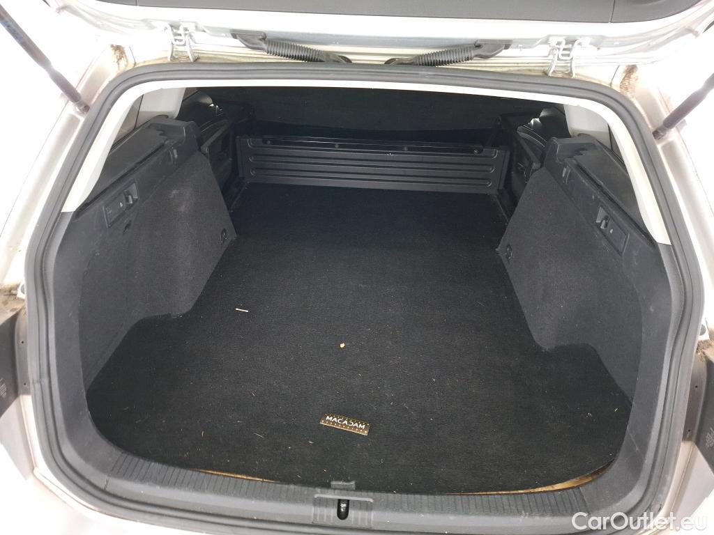  Volkswagen  Golf  VII Break Confortline Business BMT 1.6 TDI 115CV BVM5 E6dT / TRANSFO VP/VF #4