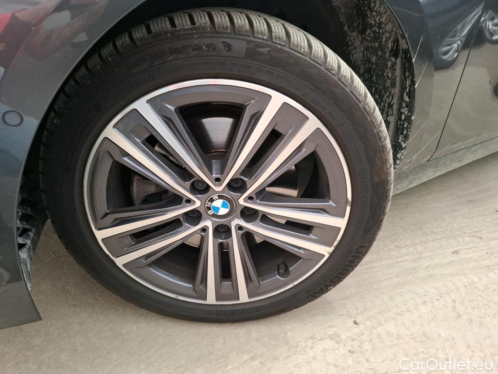  Bmw  Serie 1 BMW Série 1 / 2019 / 5P / Berline 1.5 118I DKG7 Business Design #1