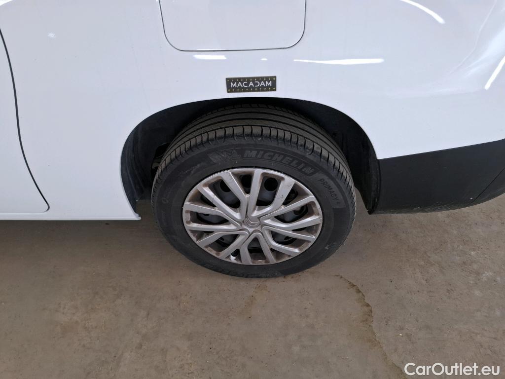  Citroen  Berlingo  Live XL 1.2 PureTech 110CV BVM6 E6d #4