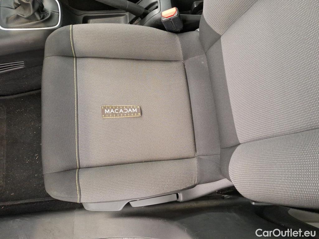  Citroen  C3  Shine Business 1.2 PureTech 110CV BVM6 E6d #2