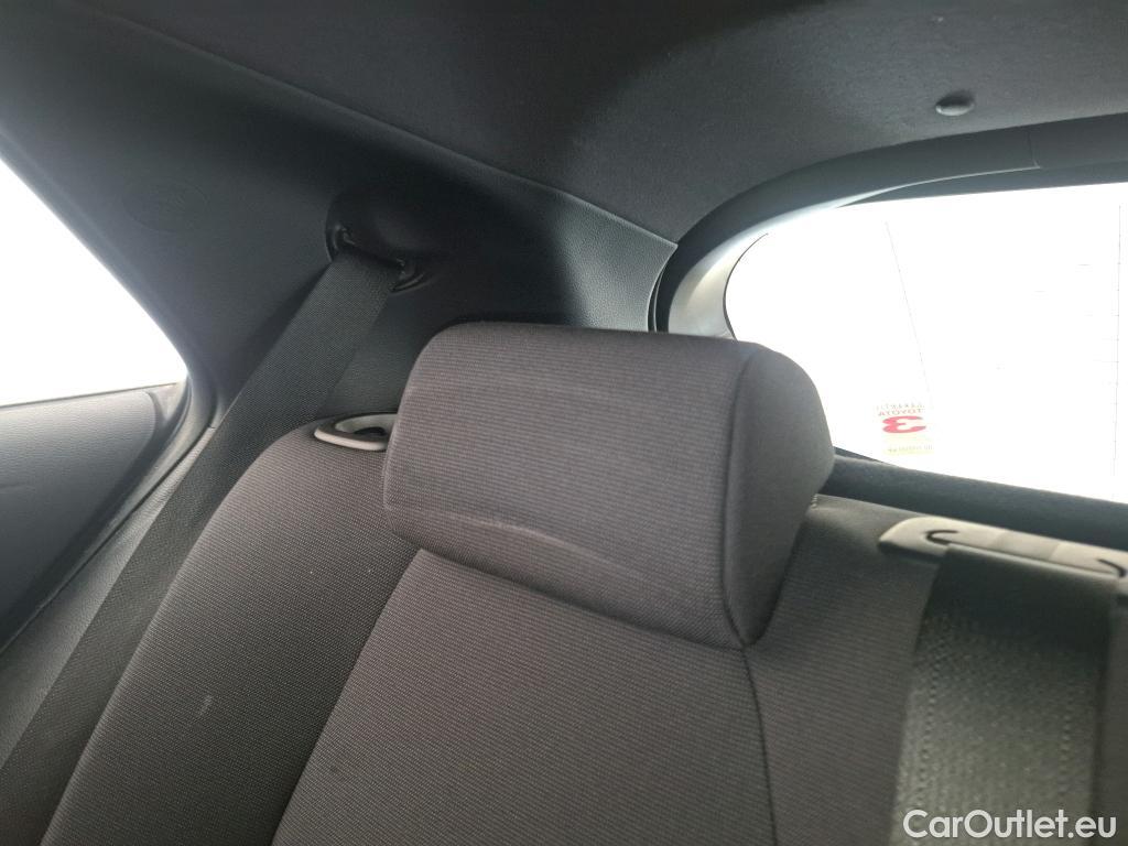  Toyota  Corolla TOYOTA  / 2018 / 5P / Berline Hybride 122h Dynamic Business Stage Acad #60