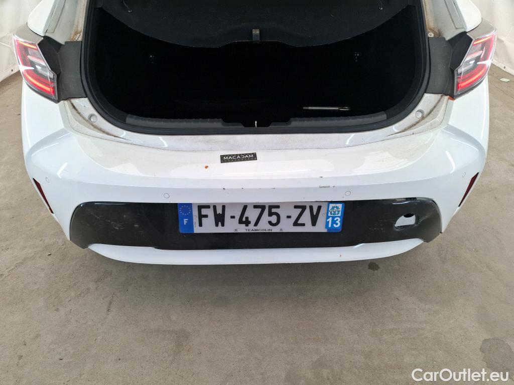  Toyota  Corolla TOYOTA  / 2018 / 5P / Berline Hybride 122h Dynamic Business Stage Acad #28