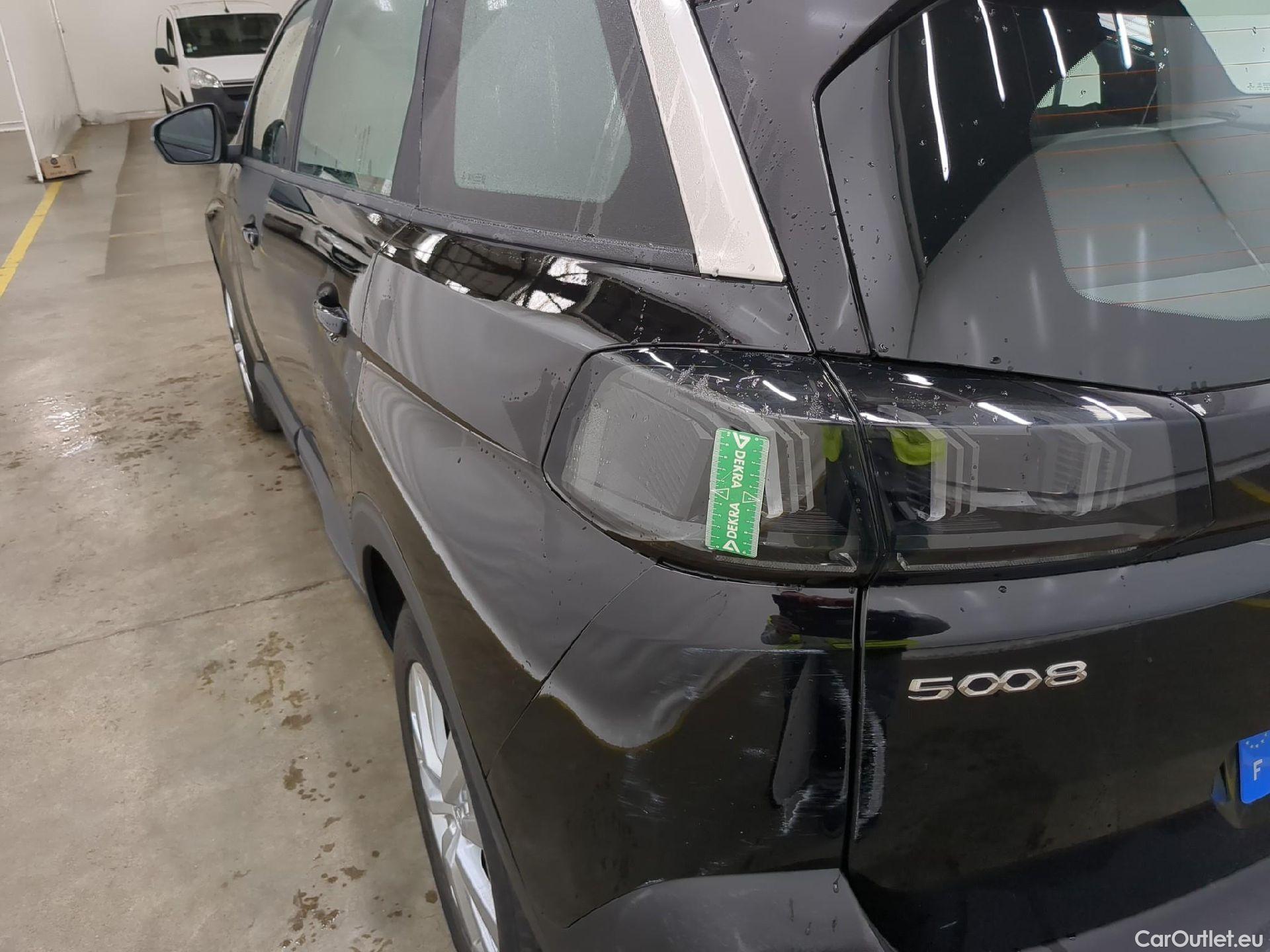  Peugeot  5008  Active Pack 1.5 HDi 130CV BVA8 7 Sieges E6d #42