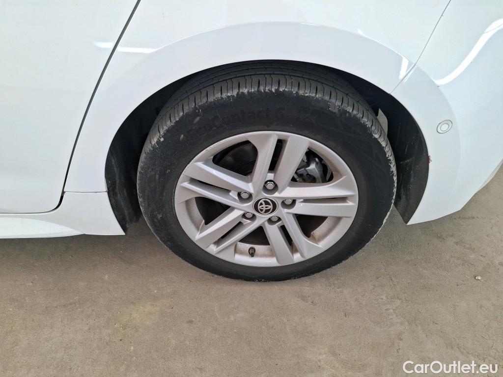  Toyota  Corolla TOYOTA  / 2018 / 5P / Berline Hybride 122h Dynamic Business Stage Acad #41