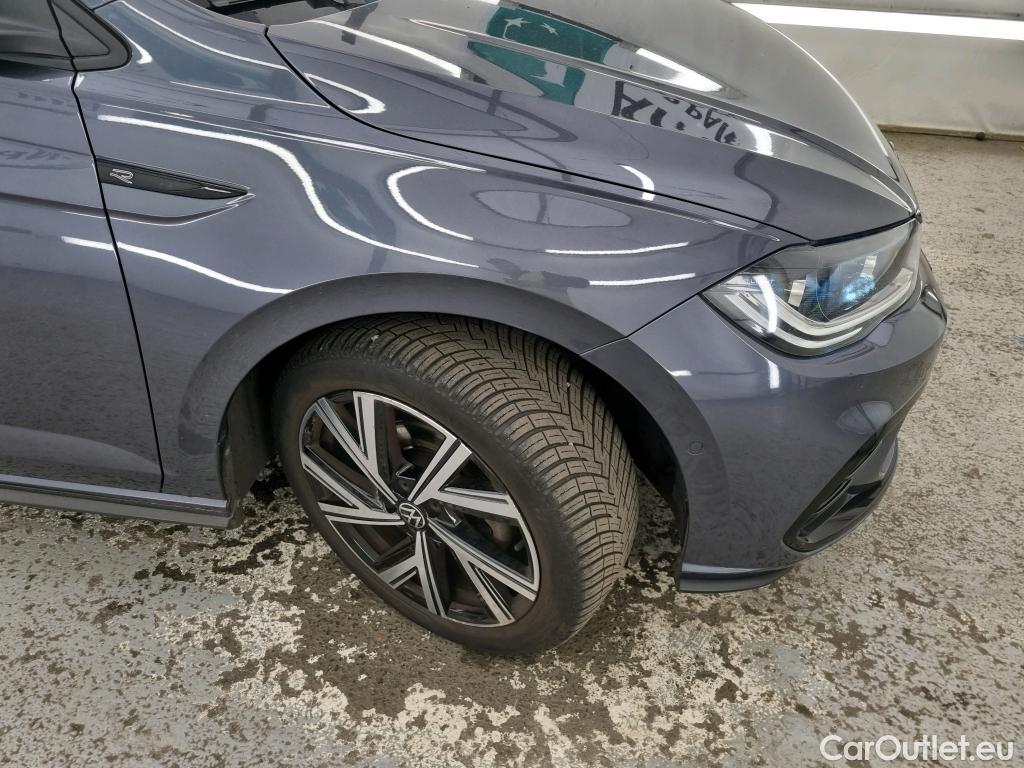  Volkswagen  Polo  VI R-Line 1.0 TSI 110CV BVA7 E6d #22