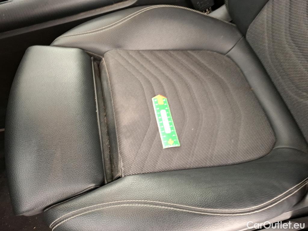  Mercedes  B-Klasse MERCEDES-BENZ Classe B / 2019 / 5P / monospace B 180 d Business Line Edition BA8 #33