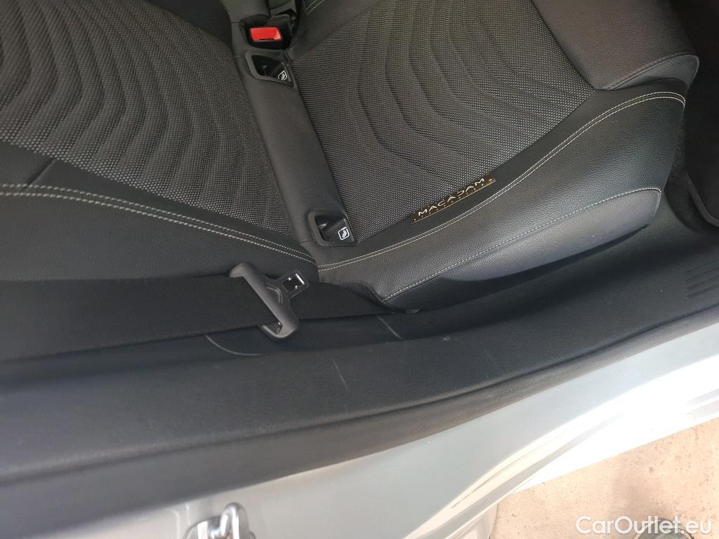  Mercedes  A-Klasse MERCEDES-BENZ Classe A Compact / 2018 / 5P / Berline A 160 Style Line #1