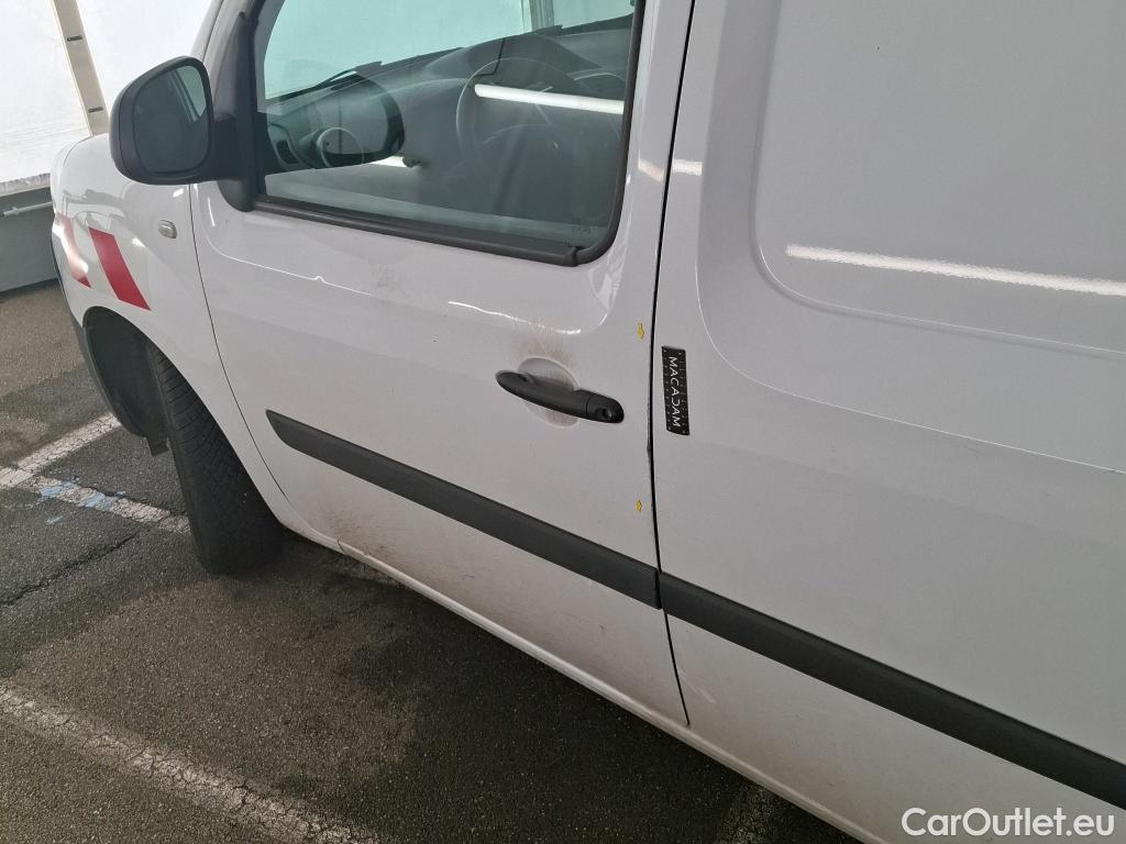  Renault  Kangoo  Express Maxi Extra (Série Spéciale) 1.5 dCi 90CV BVM5 E6 #26