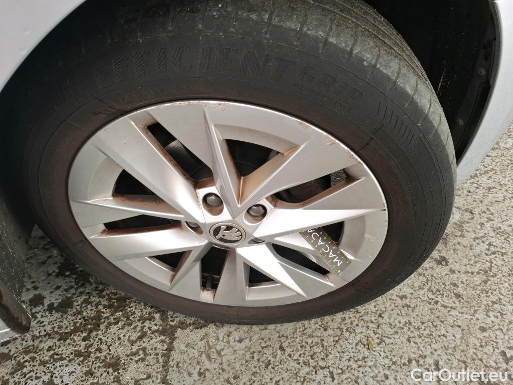  Skoda  Octavia  Break Style 1.0 TSI 110CV BVA7 E6d #11