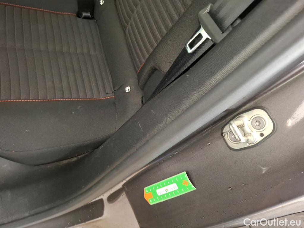  Peugeot  2008  Active Business 1.2 PureTech 100CV BVM6 E6d #16