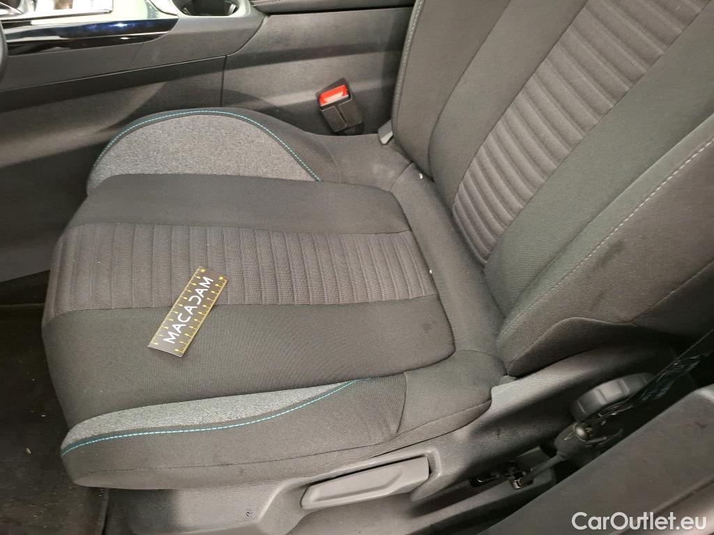  Peugeot  5008  Active Pack 1.2 PureTech 130CV BVA8 7 Sieges E6d #5