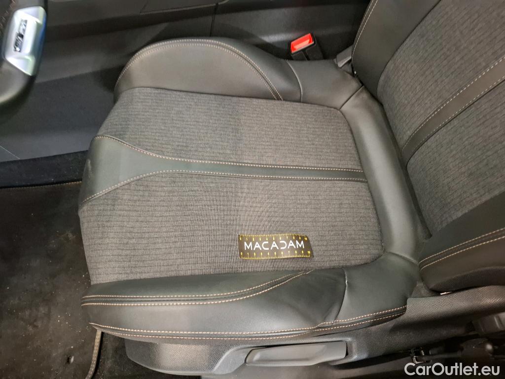  Peugeot  5008  GT Line 1.5 HDi 130CV BVA8 E6dT #6