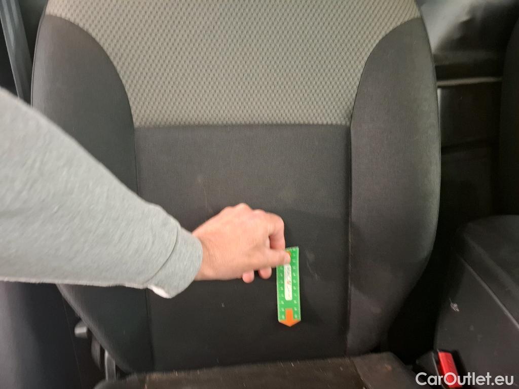  Renault  Kangoo  Express Maxi Extra (Série Spéciale) 1.5 dCi 90CV BVM5 E6 #63
