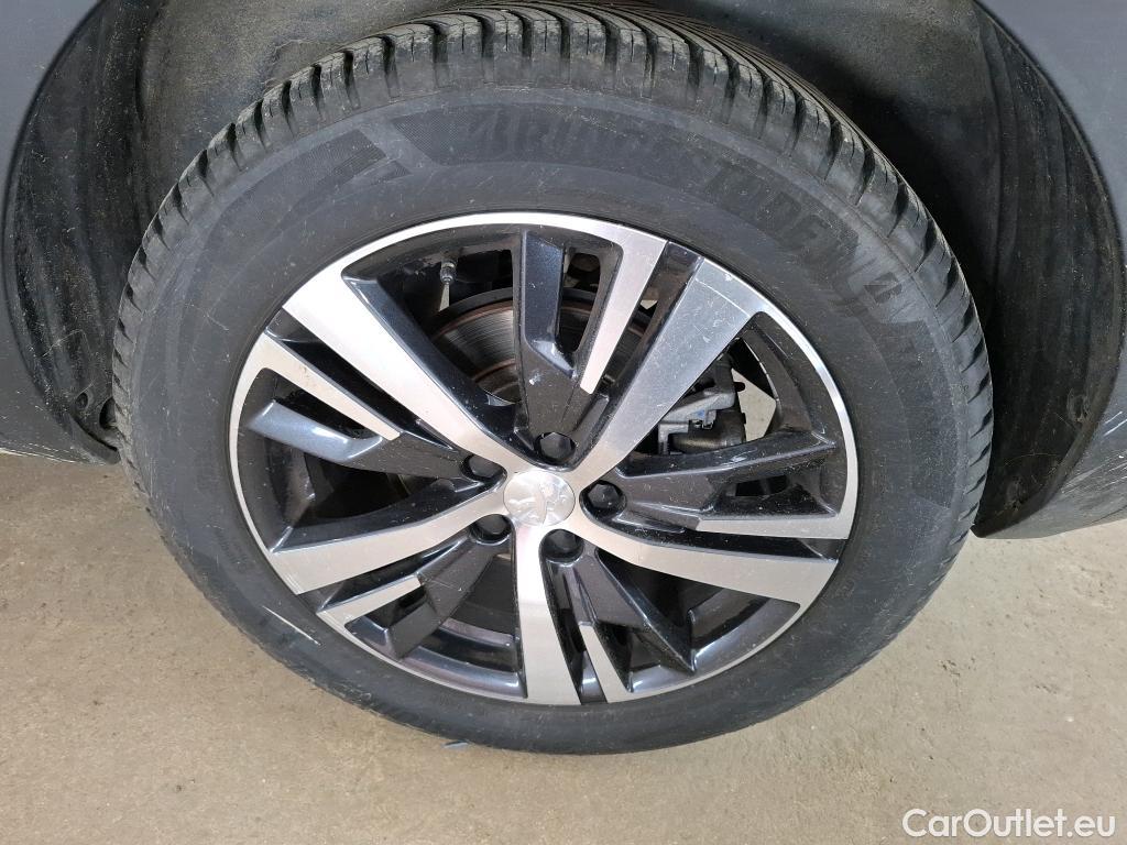  Peugeot  5008  GT Line 1.5 HDi 130CV BVA8 E6dT #24
