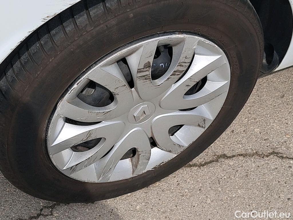  Renault  Clio  IV Business 1.5 dCi 90CV MT5 E6 #26