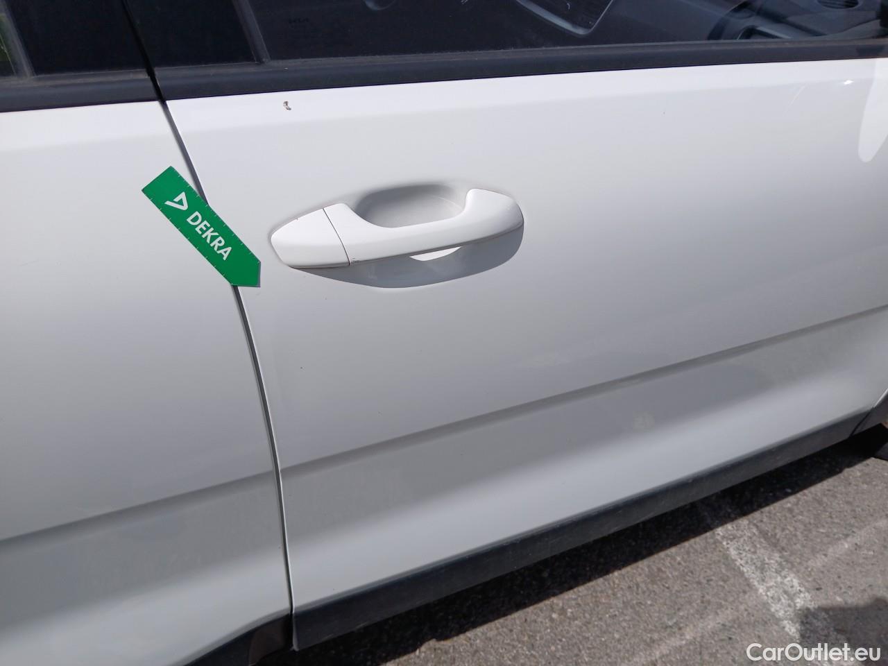 KIA  STONIC  Concept 1.2 85CV MT5 E6d #31
