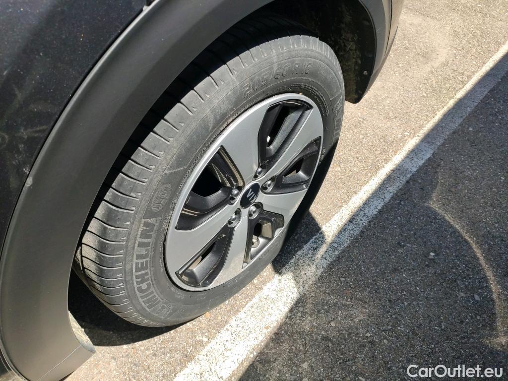  KIA  Niro  Drive 1.6 105CV AT6 E6dT #26