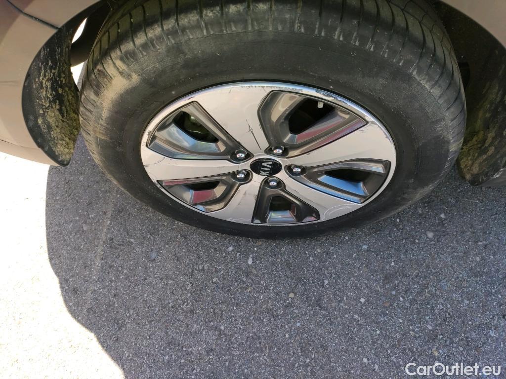  KIA  Niro  Drive 1.6 105CV AT6 E6dT #32