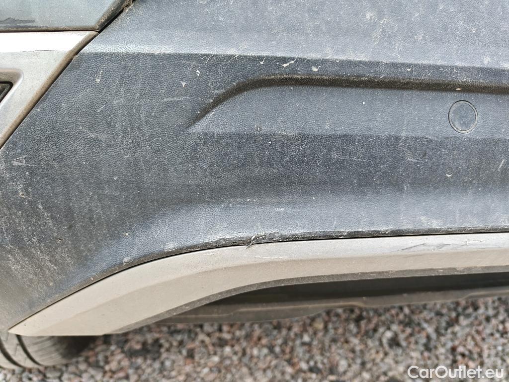 Volkswagen  T-ROC  Advance 2.0 TDI 150CV AT7 E6d #40