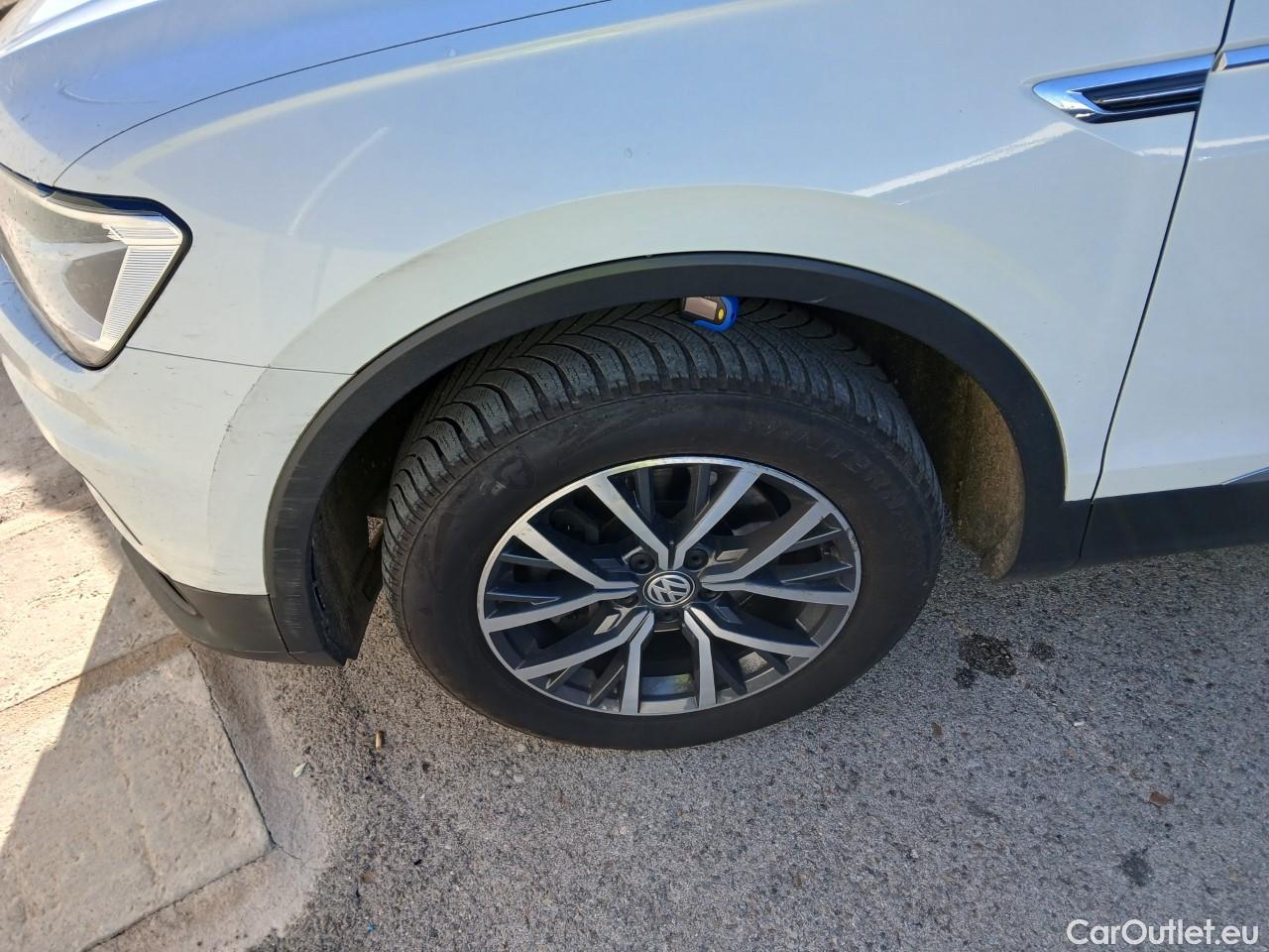  Volkswagen  Tiguan  Allspace Advance 2.0 TDI 150CV AT7 E6dT #4