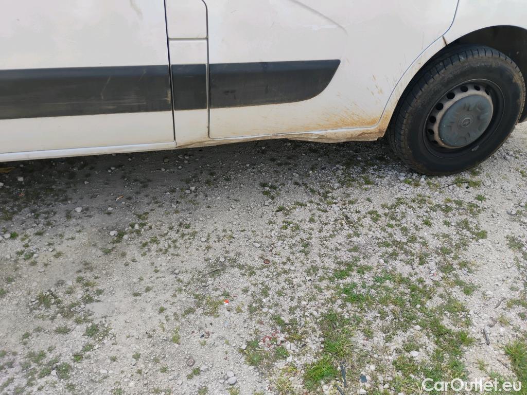  Opel  Movano  B Furgón/Combi Fg. L2H2 3 5t turbo 130CV MT6 E6 #1