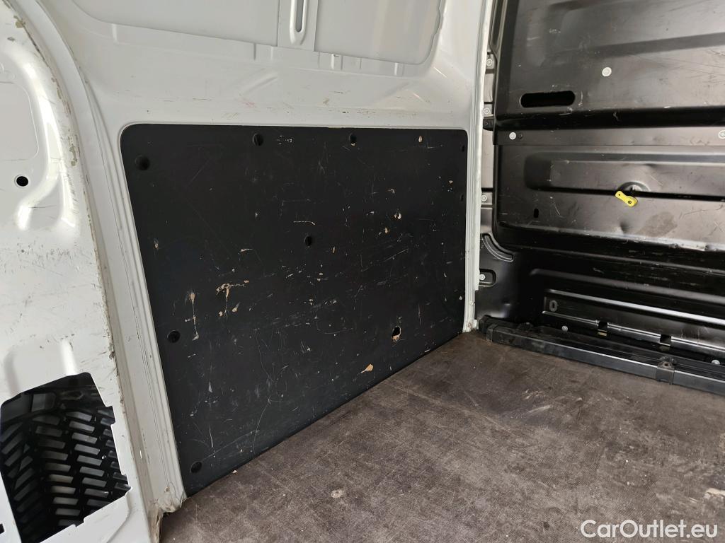  Opel  Vivaro OPEL  / 2019 / 4P / furgón 1.5 Diésel 88kW (120CV) M Std Select #7
