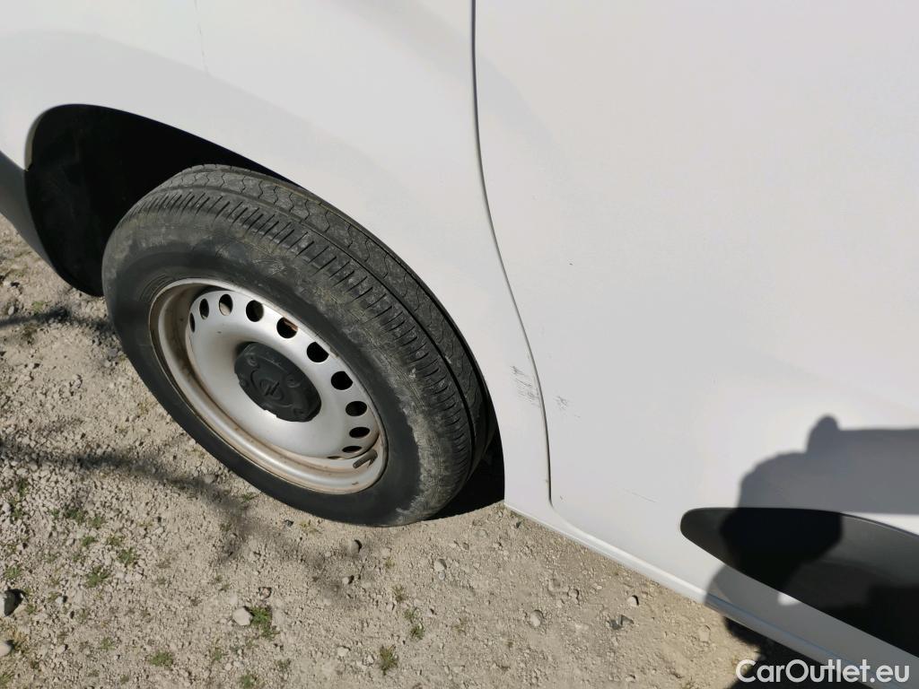  Opel  Combo  E Cargo Express 1.6 100CV MT5 E6 #17