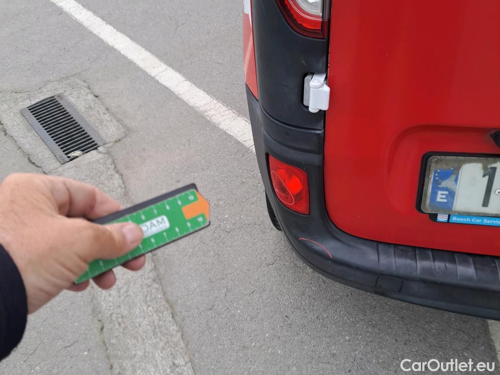  Renault  Kangoo  II Furgón Professional 1.5 dCi 90CV MT5 E6 #74