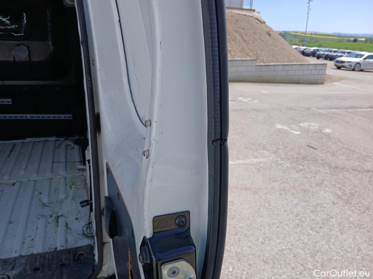  Renault  Kangoo  II Furgón Professional 1.5 dCi 95CV MT6 E6dT #22