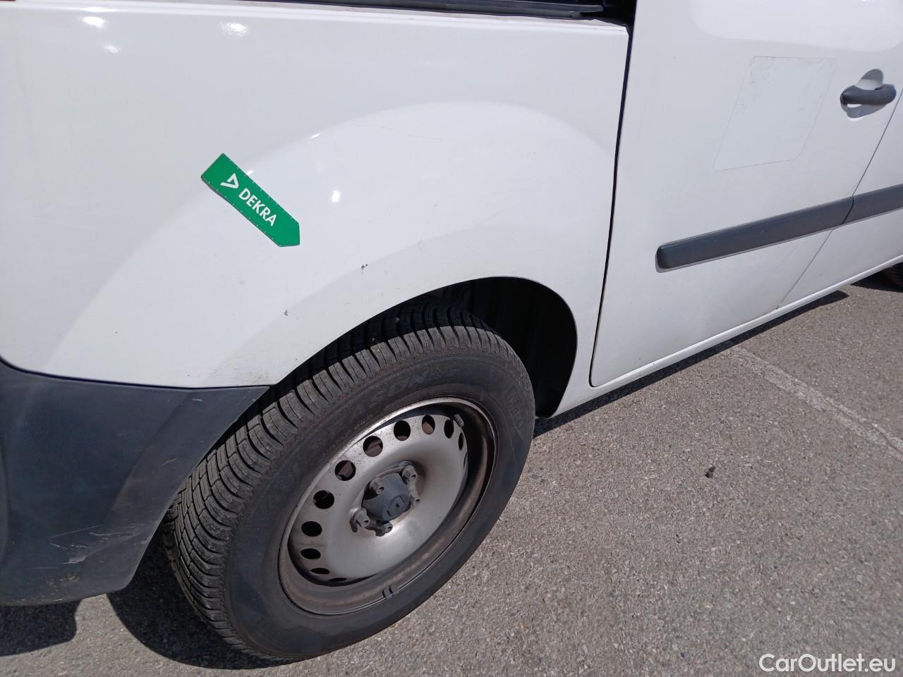  Renault  Kangoo  II Furgón Professional 1.5 dCi 95CV MT6 E6dT #64