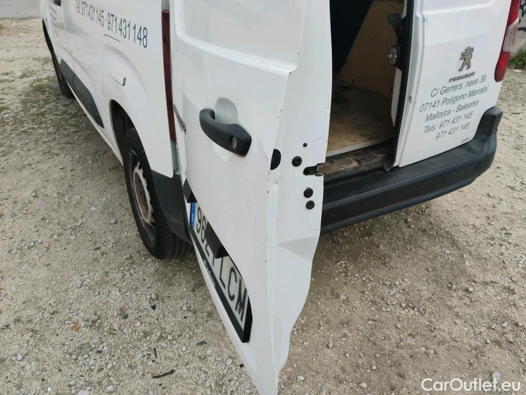  Peugeot  Partner PEUGEOT  3Plazas furgón derivado de Pro Standard 1000kg BlueHDi 73kW #96