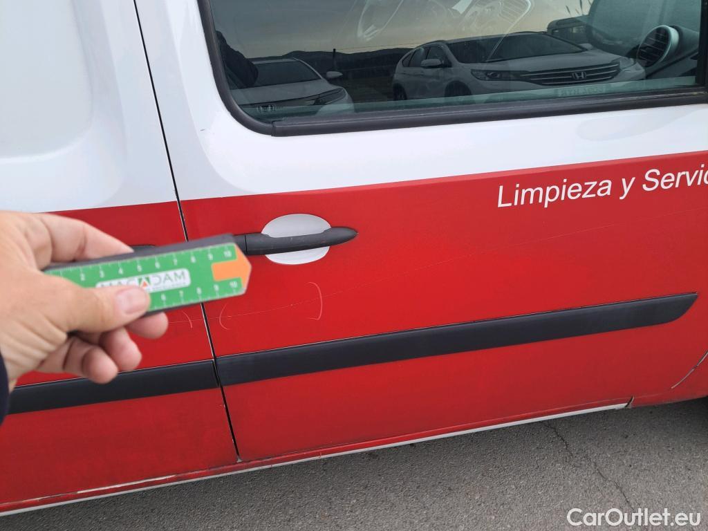  Renault  Kangoo  II Furgón Professional 1.5 dCi 90CV MT5 E6 #46