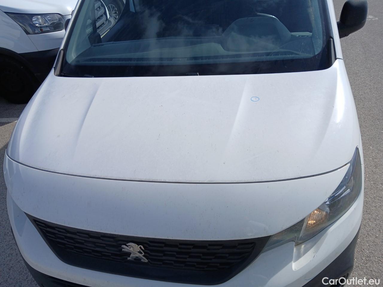  Peugeot  Partner PEUGEOT  / 2018 / 3P / furgón derivado de turismo Pro Standard 600kg BlueHDi 73kW (CX) #13