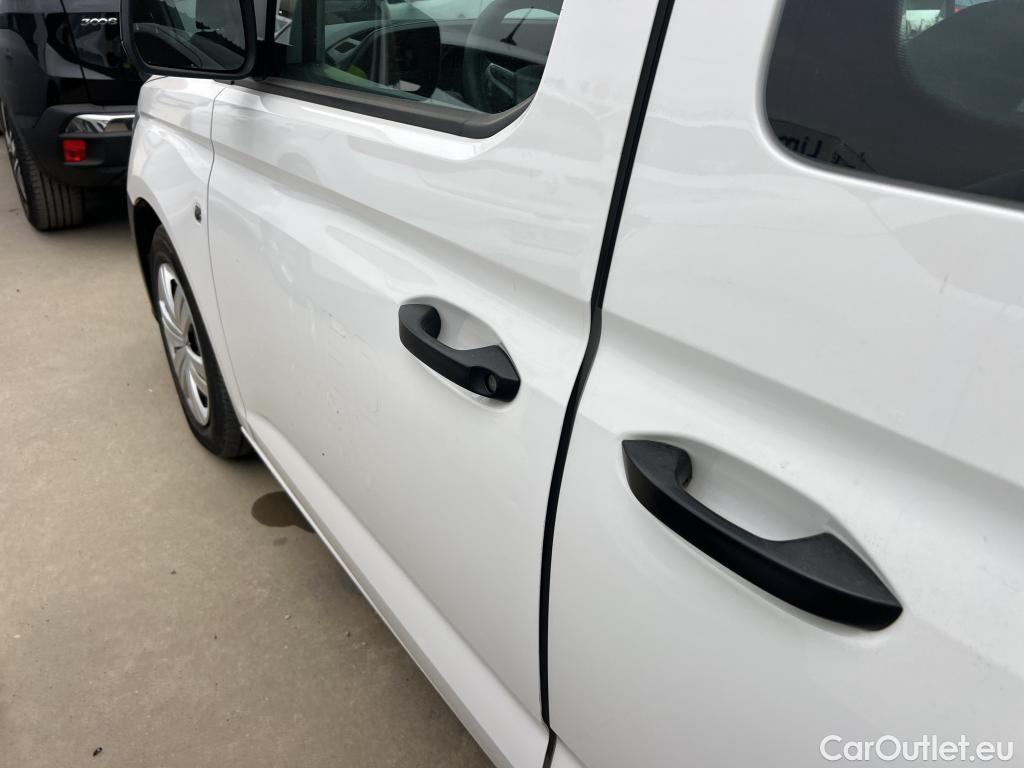  Land Rover  Discovery VOLKSWAGEN Caddy Kombi 2.0 TDI 75kW (102CV) (CX) #5