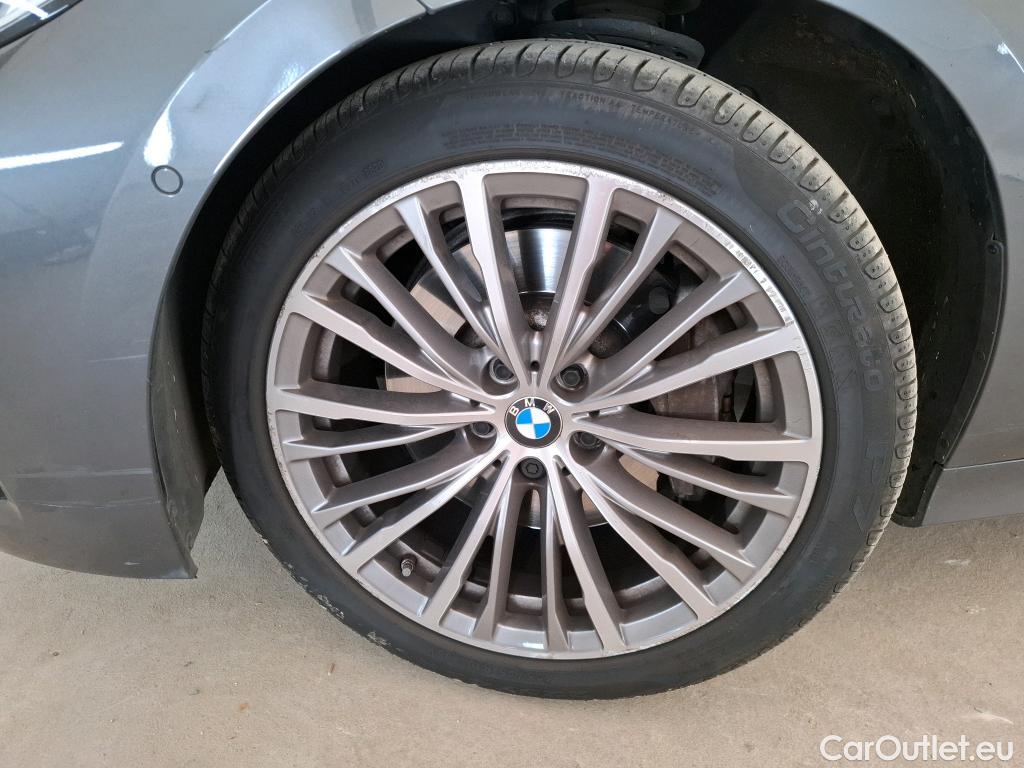  Bmw  Serie 3 Série 3 Lim. 330 i Luxury 2.0 260CV BVA8 E6dT #48