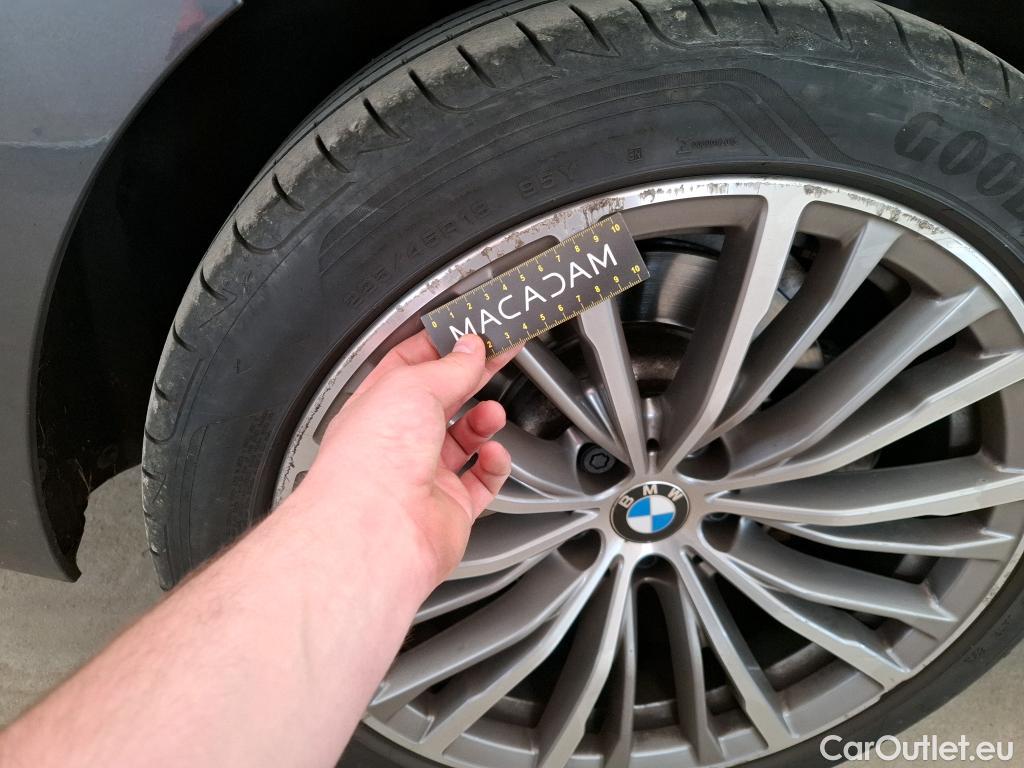  Bmw  Serie 3 Série 3 Lim. 330 i Luxury 2.0 260CV BVA8 E6dT #58