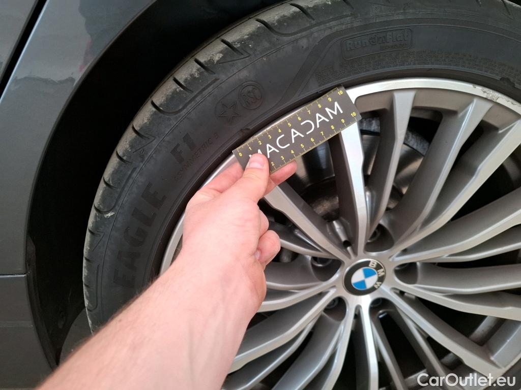  Bmw  Serie 3 Série 3 Lim. 330 i Luxury 2.0 260CV BVA8 E6dT #25