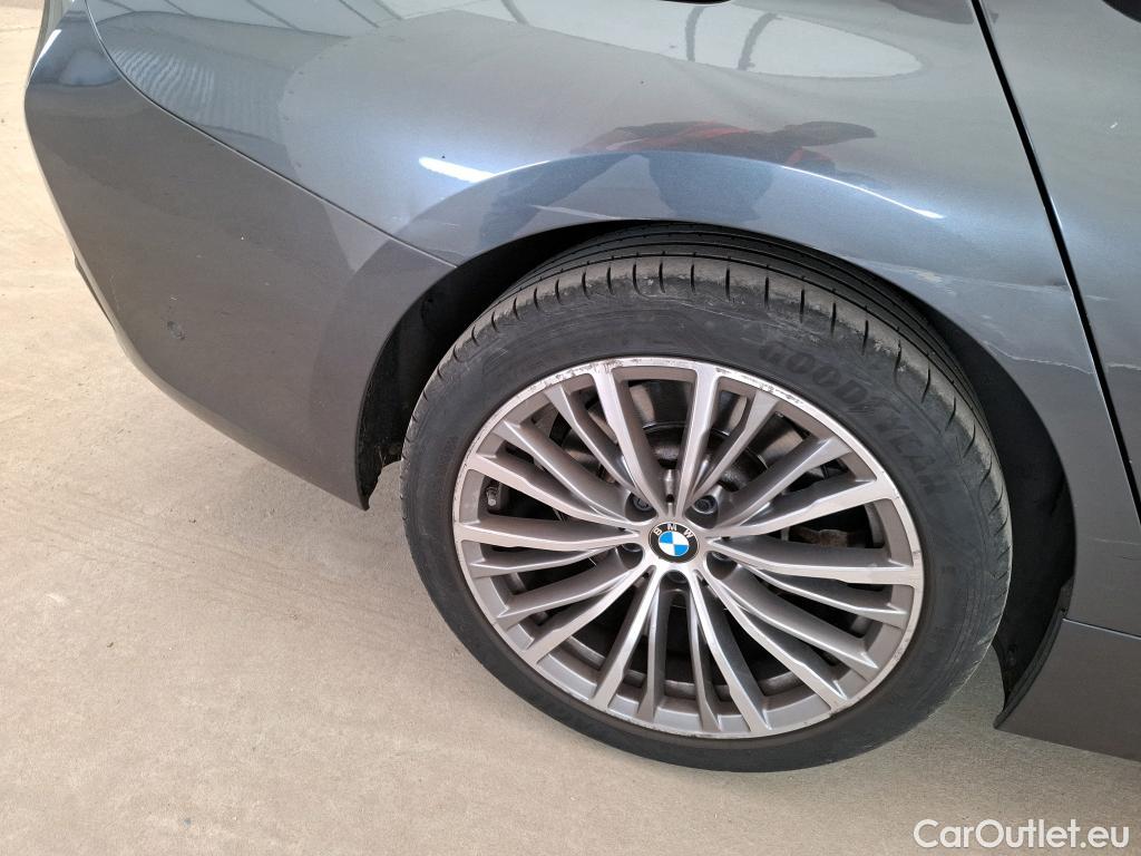  Bmw  Serie 3 Série 3 Lim. 330 i Luxury 2.0 260CV BVA8 E6dT #56