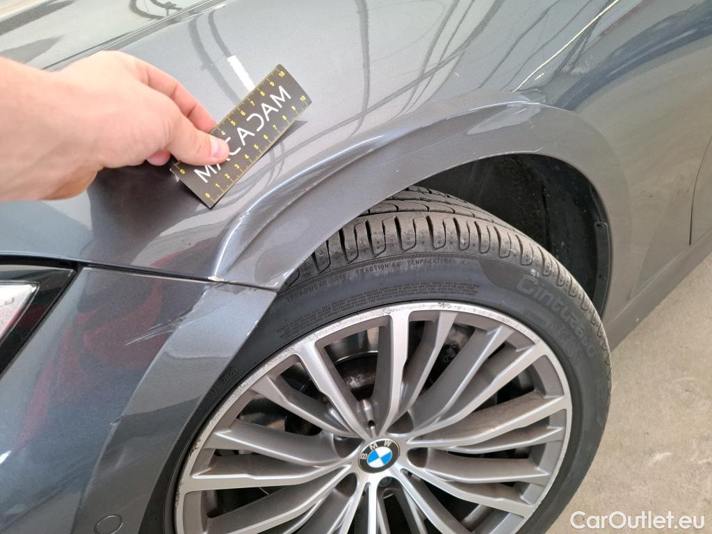  Bmw  Serie 3 Série 3 Lim. 330 i Luxury 2.0 260CV BVA8 E6dT #9