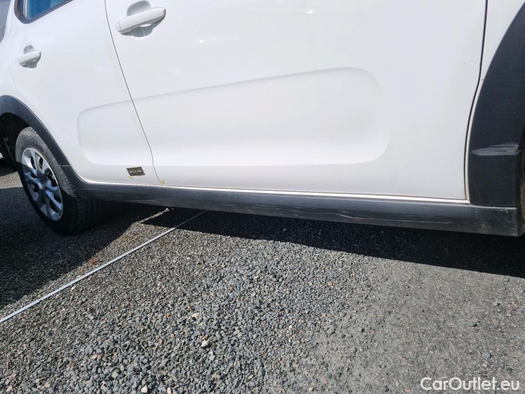  Citroen  C3  Feel 1.2 PureTech 70CV BVM5 E6dT #1