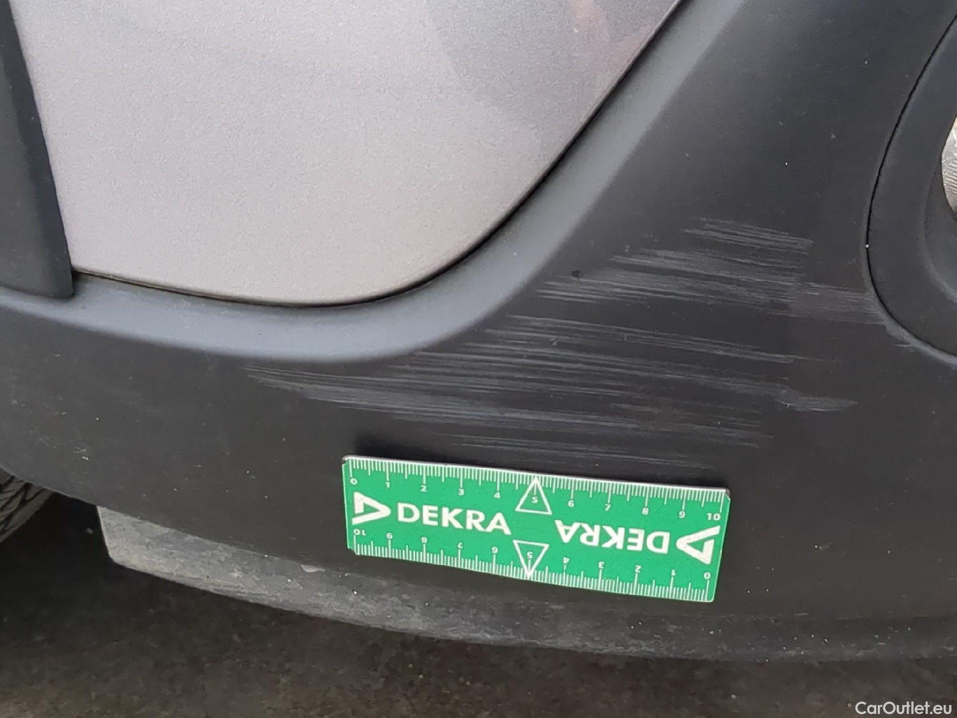  Citroen  C3 CITROEN  / 2016 / 5P / Berline PureTech 82 S&S BVM Feel Business #14