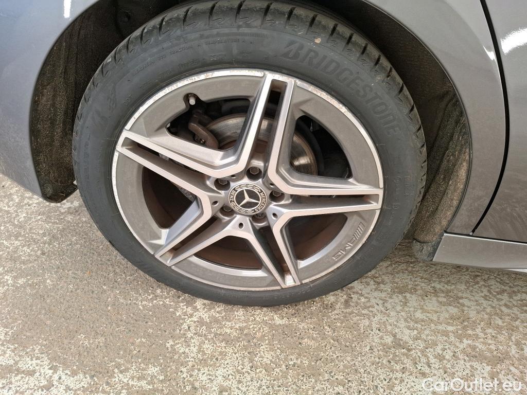  Mercedes  B-Klasse Classe B / 2019 / 5P / monospace B 200 d AMG Line Edition BA8 #17