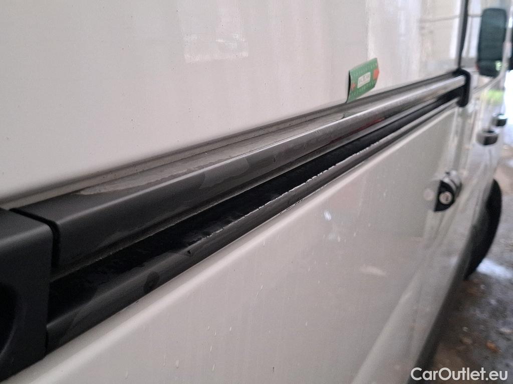  Renault  Master  III Fourgon L2H2 3 5 Grand Confort dCi #20