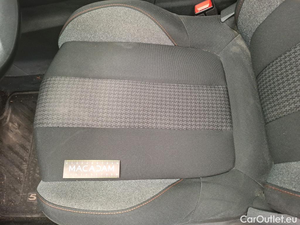  Peugeot  5008  Active Business 1.2 PureTech 130CV BVA8 E6d #18