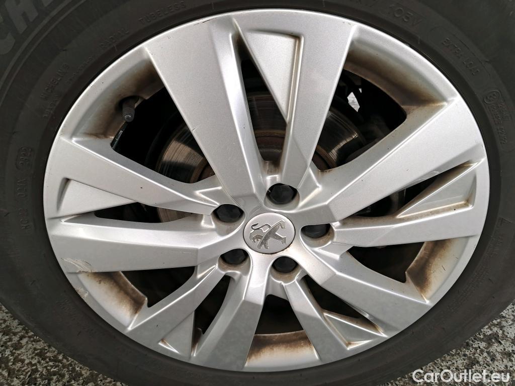  Peugeot  5008  Active Pack 1.5 HDi 130CV BVA8 7 Sieges E6d #20