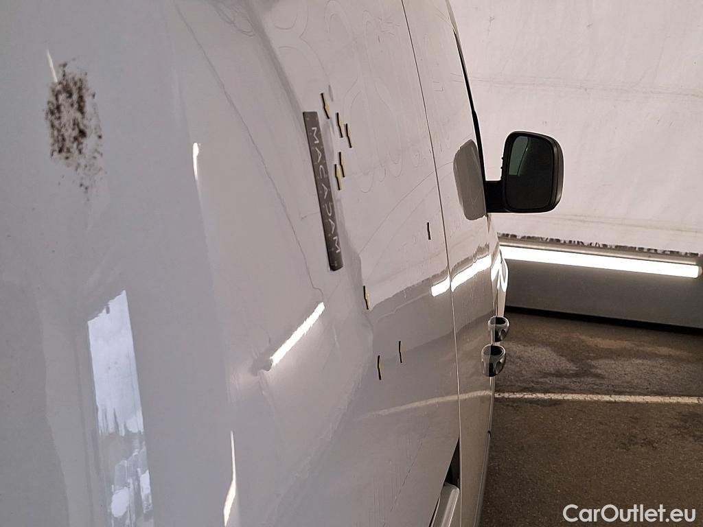  Volkswagen  Caddy VOLKSWAGEN  Van / 2015 / 4P / Fourgonnette 2.0 TDI 75 Business Line #13