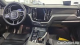  Volvo  XC60 T6 AWD Recharge R Design Geartronic #6