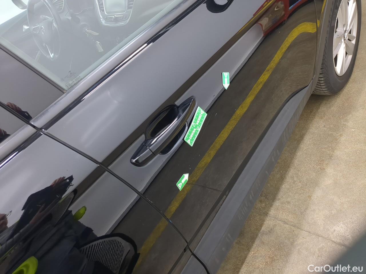  Opel   Grandland X Grandland X Elegance Business 1.5 130CV BVA8 E6d / décalage ou cassure de la chaine de synchro d’arbre à cames #43